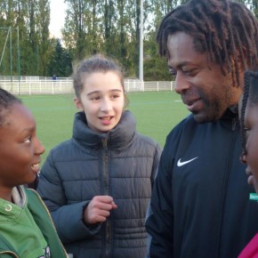 Bernard Diomède parle de son soutien à la Fraternity Cup au micro de Tropiques FM