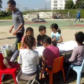 Réponse à la 2ème question par les enfants de l'Association Intermèdes Robinson en France !