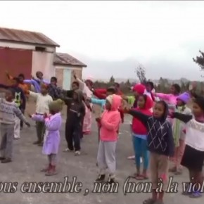 Réponse à la 3ème question par les enfants de l’Association Enfants Antananarivo 1 à Madagascar!